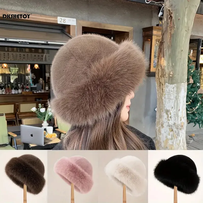 Plüsch-Wintermütze für Damen: Warme Pelzmütze im Mongolen-Stil für extreme Kälte & Schnee – Stilvolle Kunstfell-Beanie als kuscheliges Winter-Accessoire für nur  bei VRULE entdecken